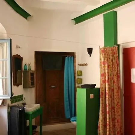 Casa Migdia * Sant Jordi Desvalls